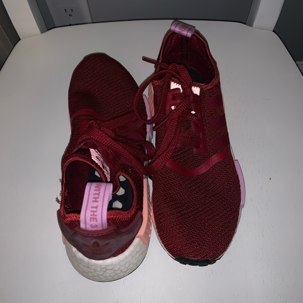Adidas tennis shoes